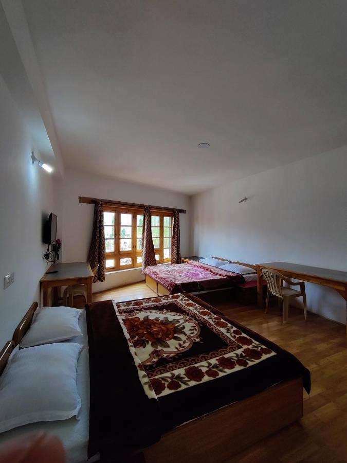 Jig Gyas Guest House Лех Екстериор снимка