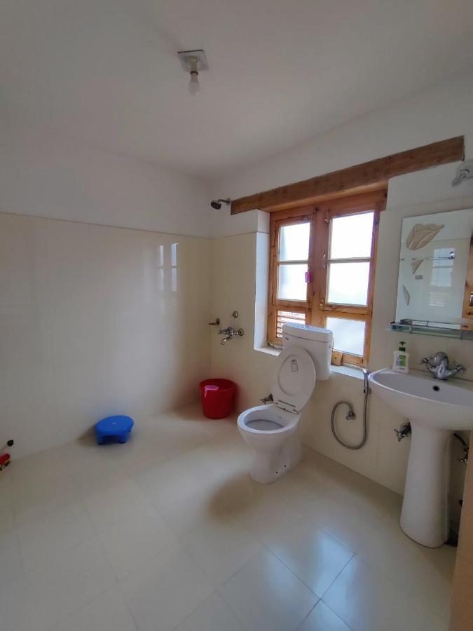Jig Gyas Guest House Лех Екстериор снимка