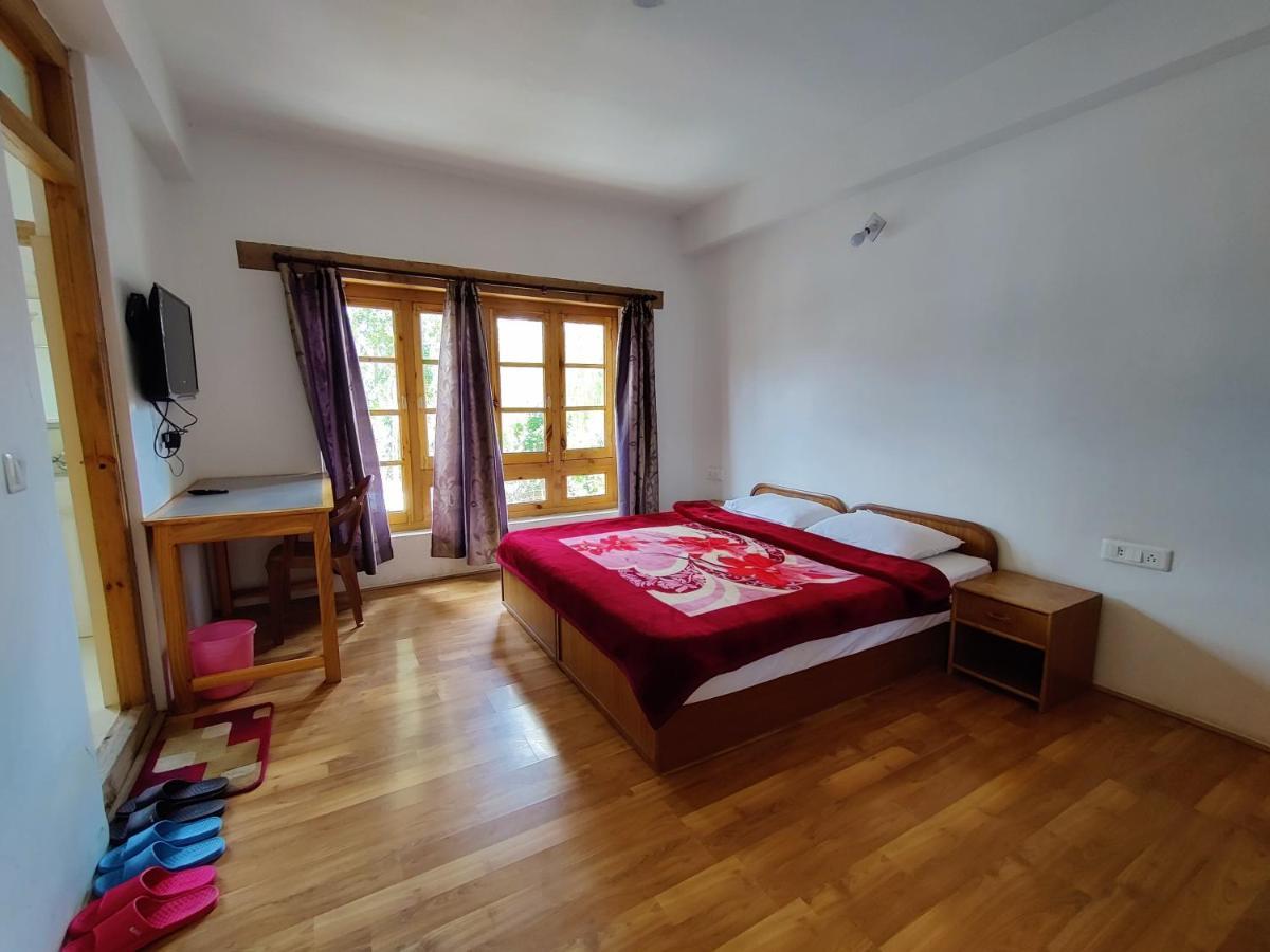 Jig Gyas Guest House Лех Екстериор снимка