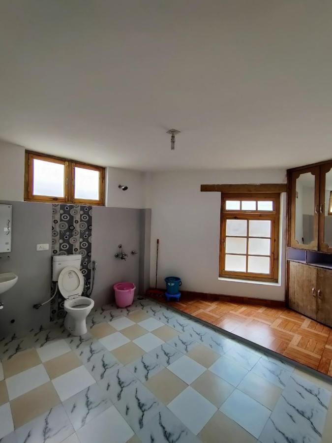 Jig Gyas Guest House Лех Екстериор снимка